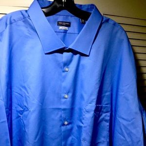 Van Heusen 5X light blue shirt